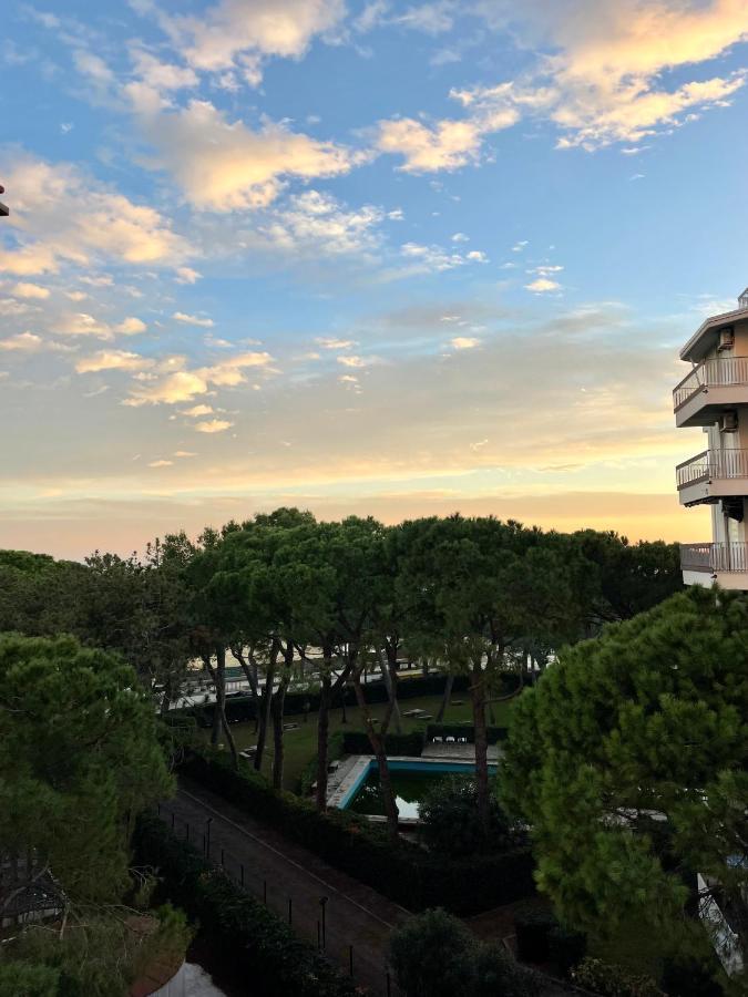 Residence Cristallo 4H Lignano Sabbiadoro Zewnętrze zdjęcie