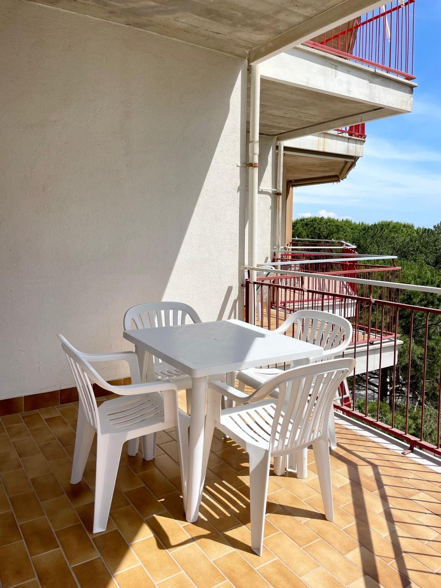 Residence Cristallo 4H Lignano Sabbiadoro Zewnętrze zdjęcie