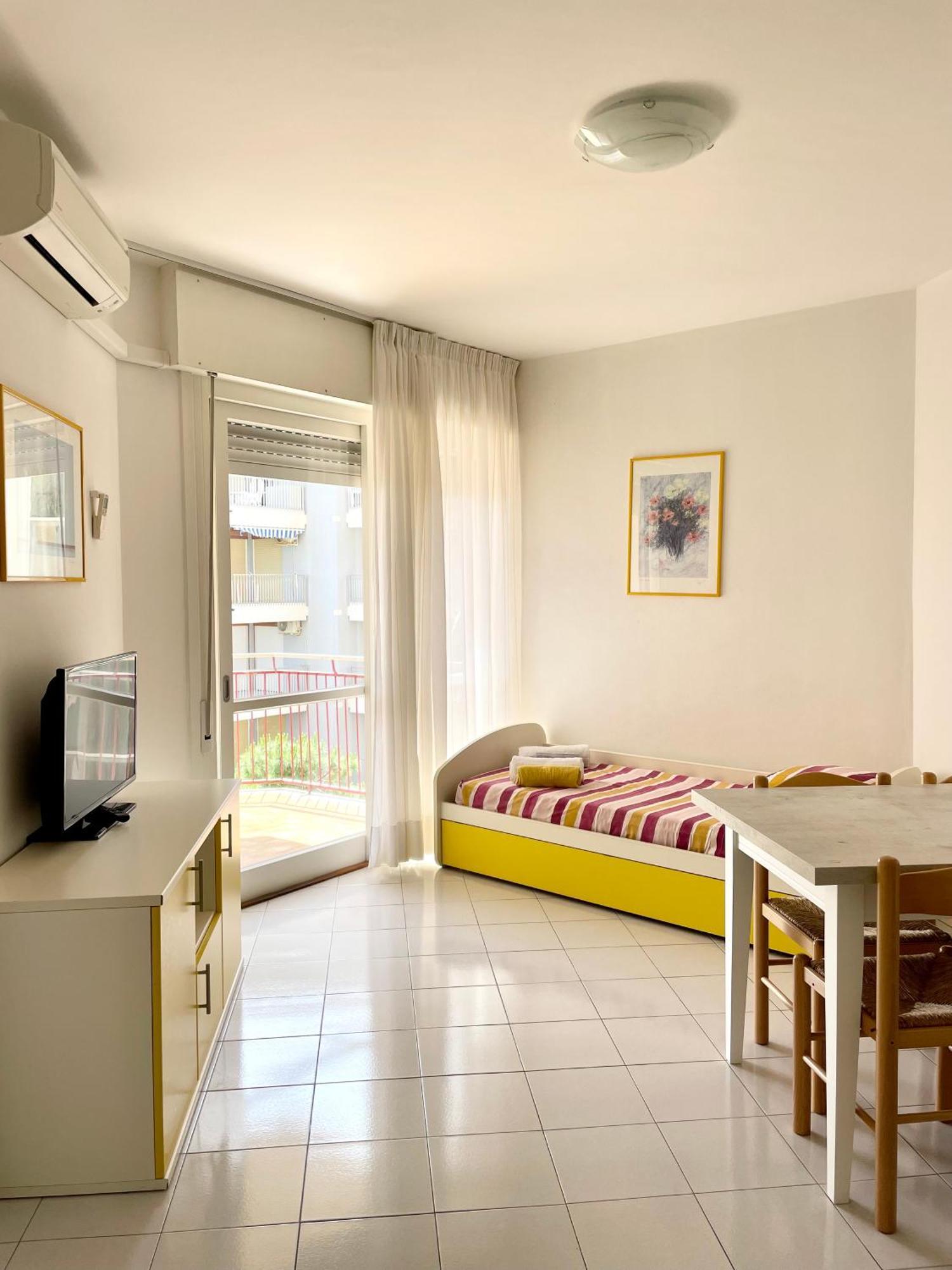 Residence Cristallo 4H Lignano Sabbiadoro Zewnętrze zdjęcie