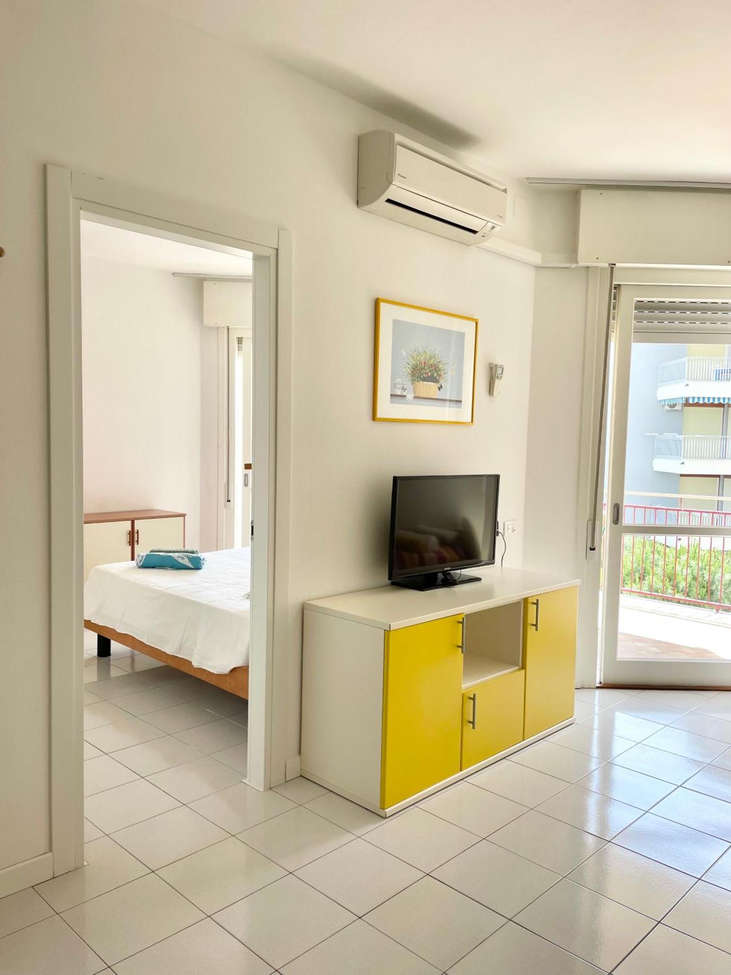 Residence Cristallo 4H Lignano Sabbiadoro Zewnętrze zdjęcie