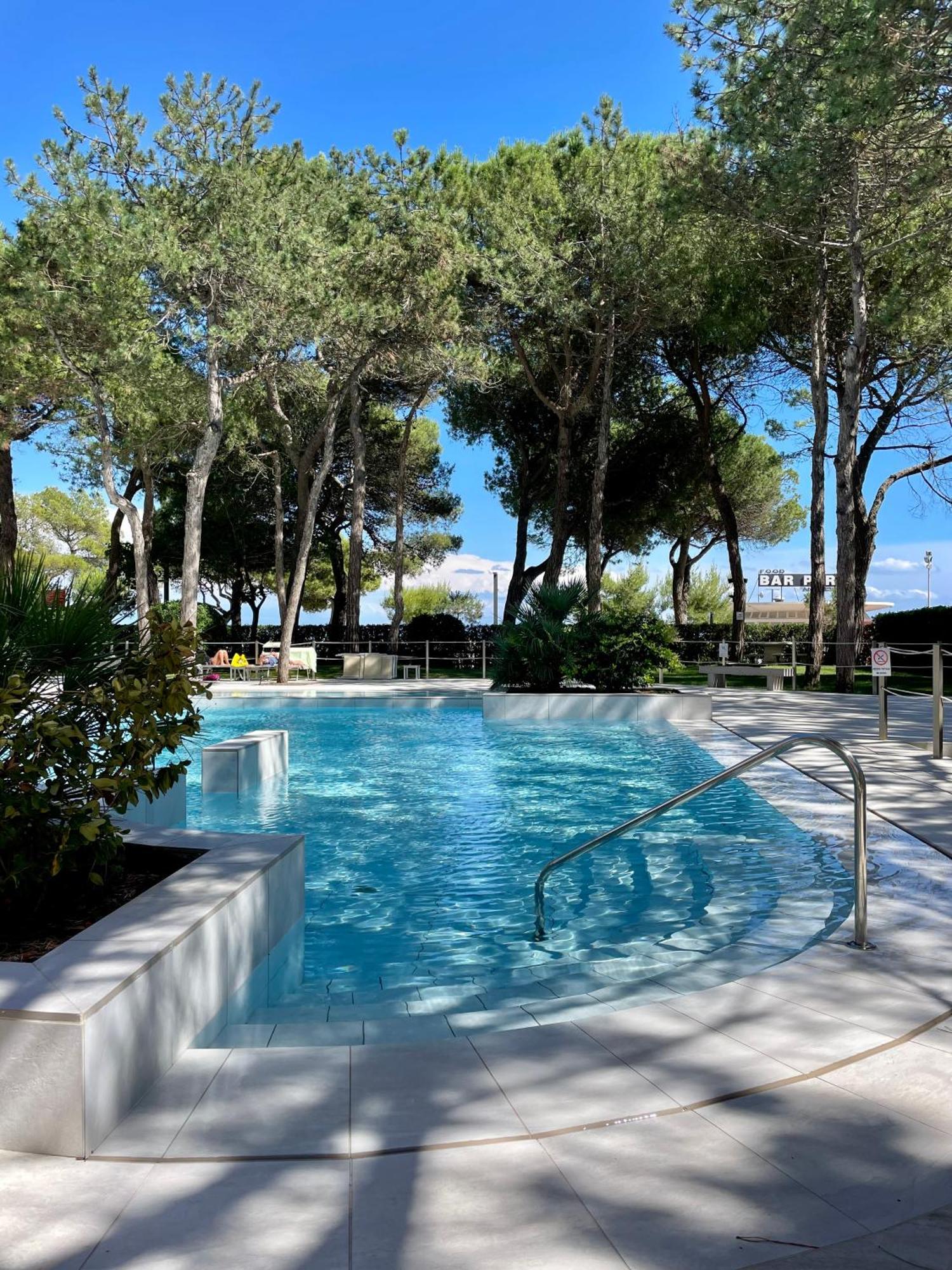 Residence Cristallo 4H Lignano Sabbiadoro Zewnętrze zdjęcie